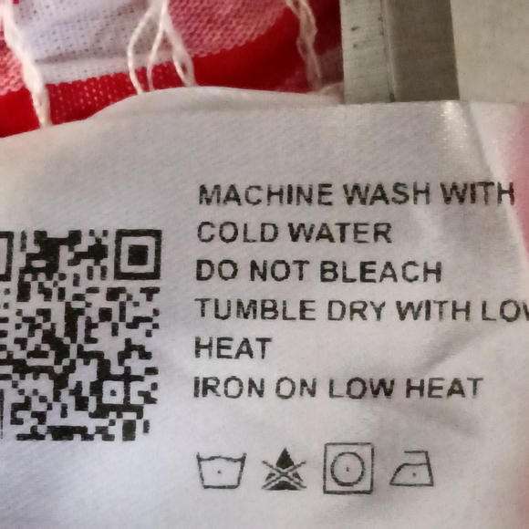 Cider Gingham Bloomer Shorts Red and White Size Small NWT - Picture 5 of 5